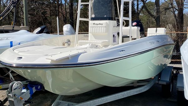 Bayliner Trophy T18Bay