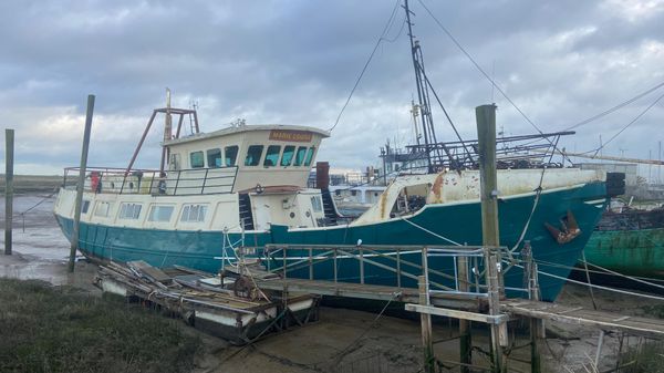 Custom Retired Trawler/Houseboat 