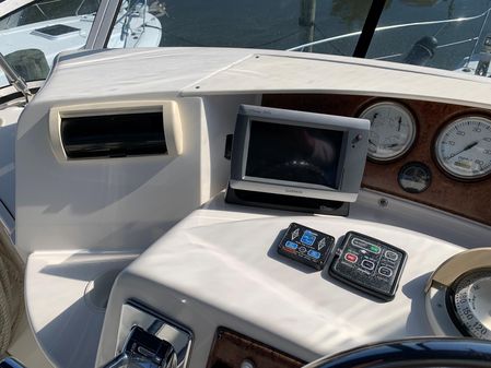 Silverton 35 Motor Yacht image