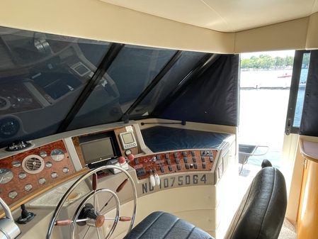 Bayliner 4788 Pilot House Motoryacht image