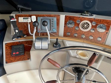 Bayliner 4788 Pilot House Motoryacht image