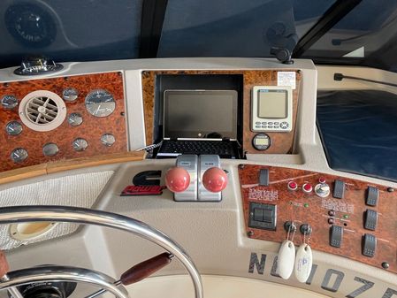 Bayliner 4788 Pilot House Motoryacht image