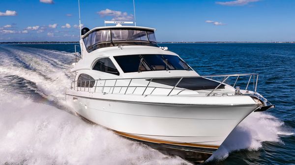 Hatteras 64 Motor Yacht 