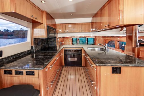 Hatteras 64 Motor Yacht image