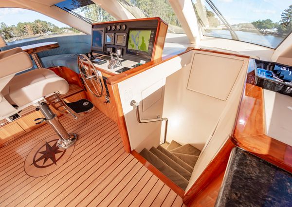 Hatteras 64 Motor Yacht image