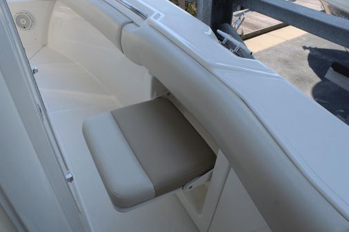 Boston Whaler 250 Outrage image