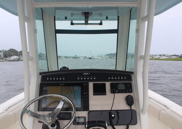 Boston Whaler 250 Outrage image