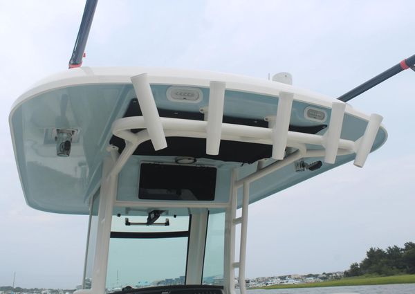 Boston Whaler 250 Outrage image