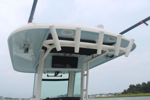 Boston Whaler 250 Outrage image