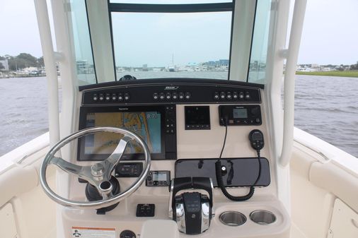 Boston Whaler 250 Outrage image