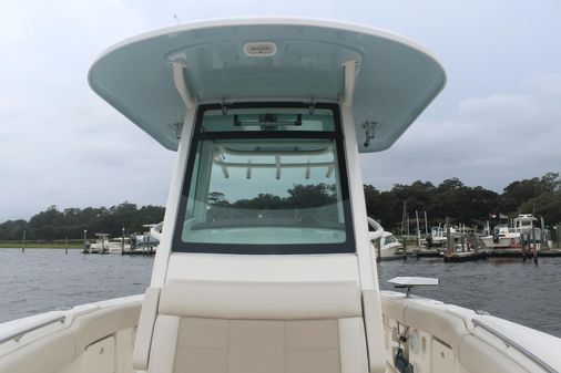 Boston Whaler 250 Outrage image