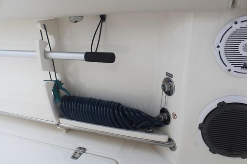 Boston Whaler 250 Outrage image