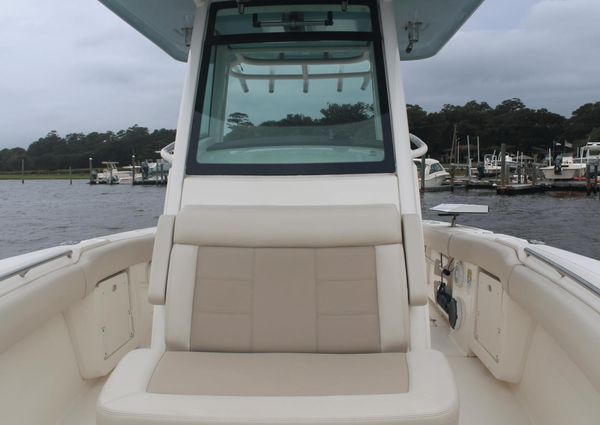 Boston Whaler 250 Outrage image