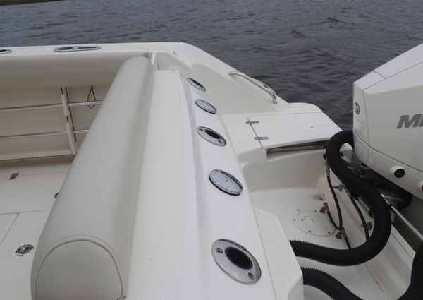 Boston Whaler 250 Outrage image