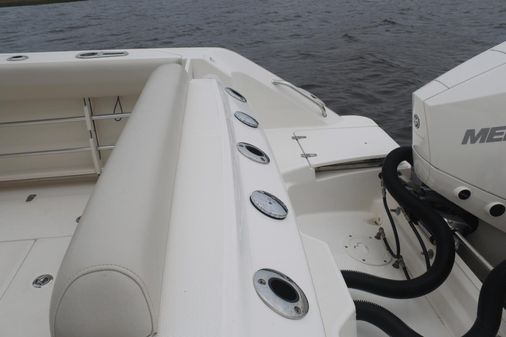 Boston Whaler 250 Outrage image