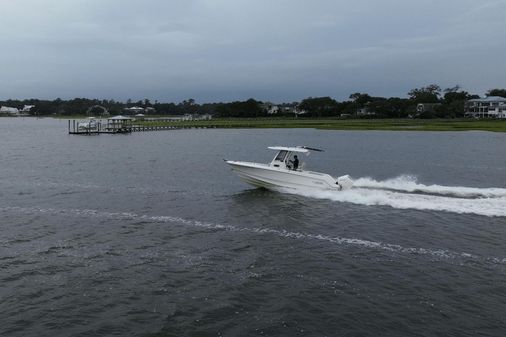 Boston Whaler 250 Outrage image