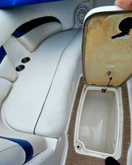 Hurricane 2400-SUNDECK-OUTBOARD image