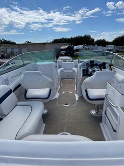 Hurricane 2400-SUNDECK-OUTBOARD image