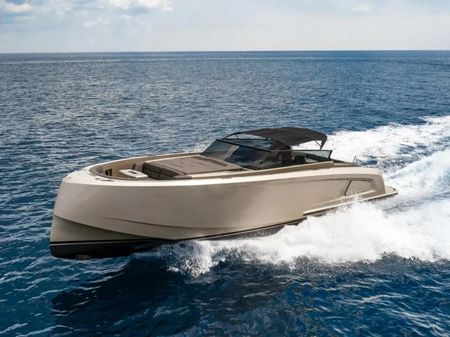 Vanquish Yachts VQ45 image