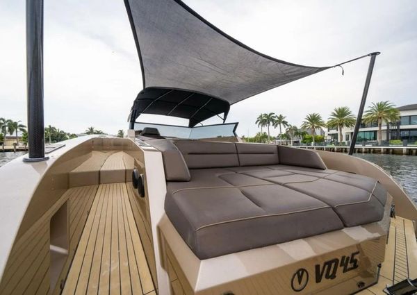 Vanquish Yachts VQ45 image