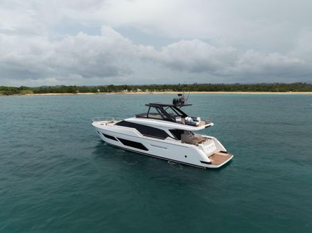 Ferretti Yachts 720 image