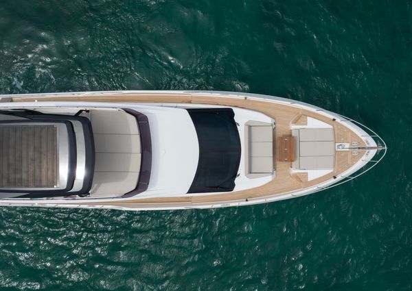 Ferretti Yachts 720 image