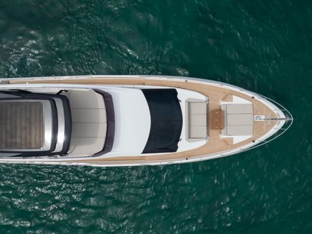 Ferretti Yachts 720 image