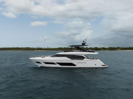 Ferretti Yachts 720 image