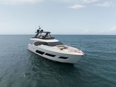 Ferretti Yachts 720 image