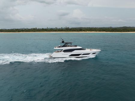 Ferretti Yachts 720 image