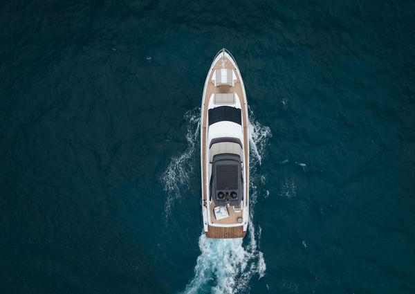 Ferretti Yachts 720 image