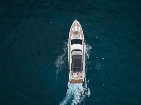 Ferretti Yachts 720 image