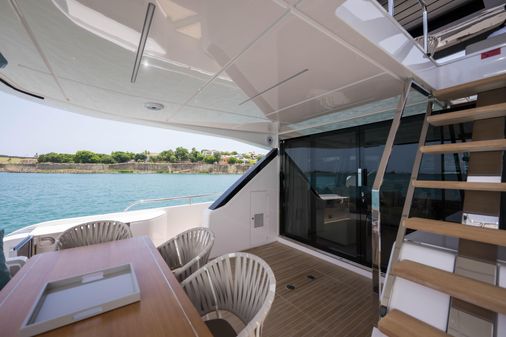 Ferretti Yachts 720 image