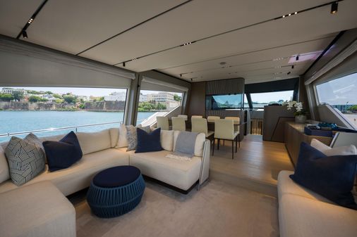 Ferretti Yachts 720 image