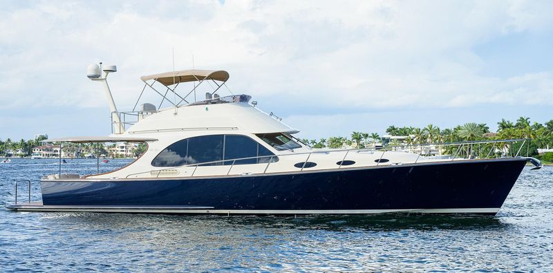 Palm Beach Motor Yachts PB55 Flybridge - main image