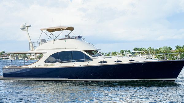 Palm Beach Motor Yachts PB55 Flybridge