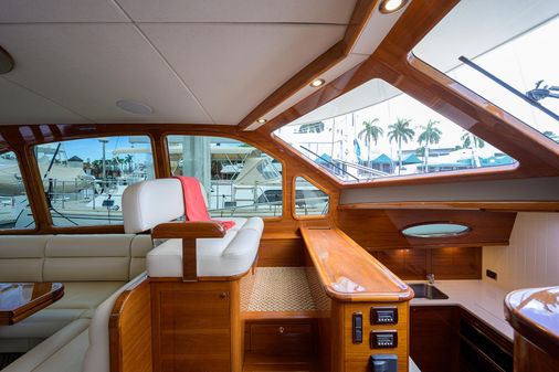 Palm Beach Motor Yachts PB55 Flybridge image