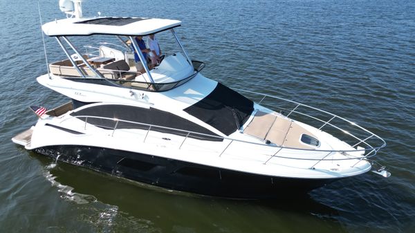 Sea Ray Fly 400 