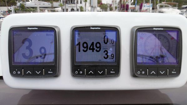 Beneteau Oceanis 48 image