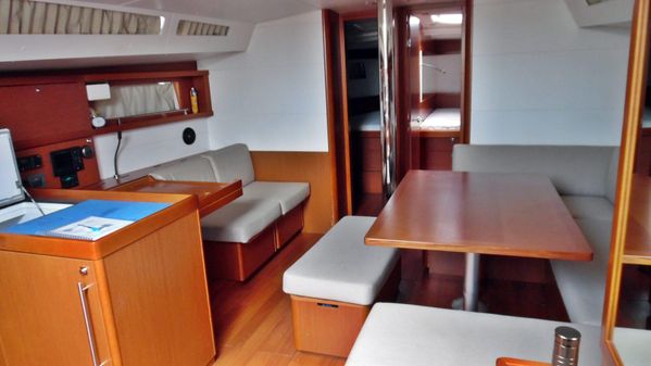 Beneteau Oceanis 48 image