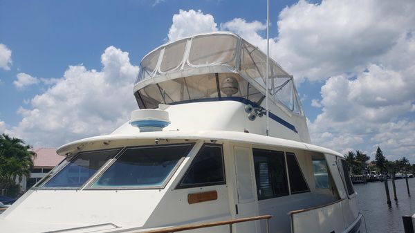 Hatteras Cabin Cruiser 53