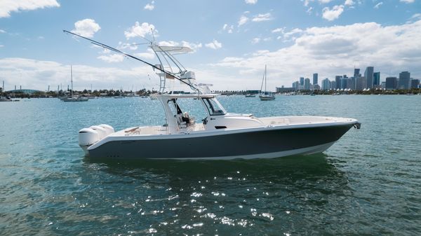 Edgewater 370CC
