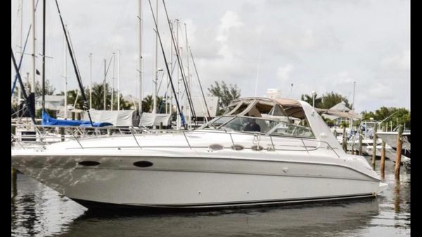 Sea Ray Sundancer 370