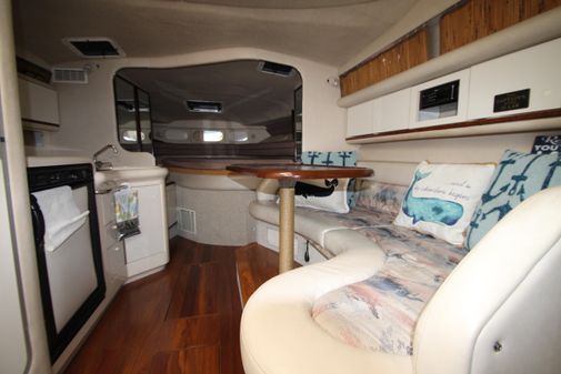 Sea Ray 330 Sundancer image