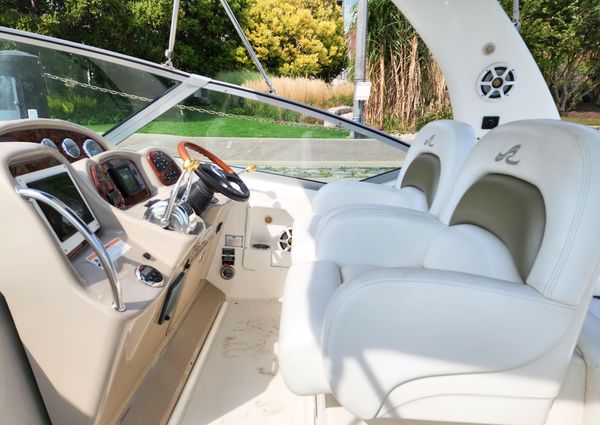 Sea Ray 340 Sundancer image