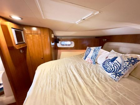 Tiara Yachts 4400 Sovran image