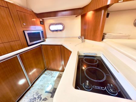 Tiara Yachts 4400 Sovran image