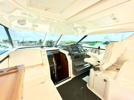 Tiara Yachts 4400 Sovran image