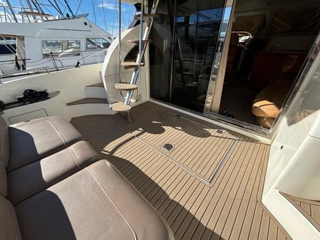 Azimut 52 image