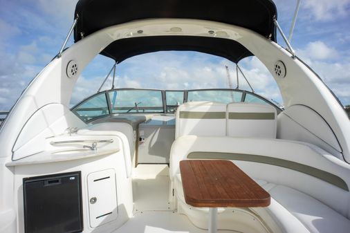 Sea Ray 320 Sundancer image